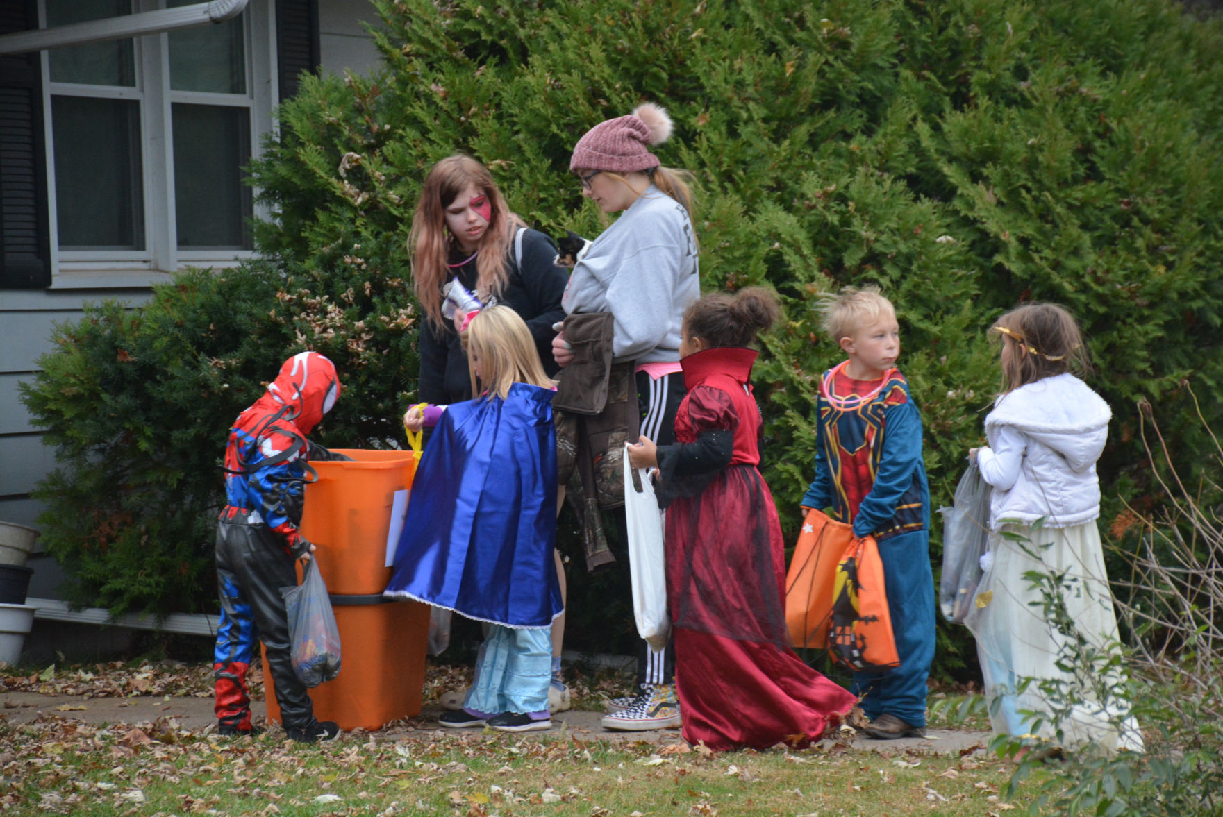110520-star-news-halloween32.jpg